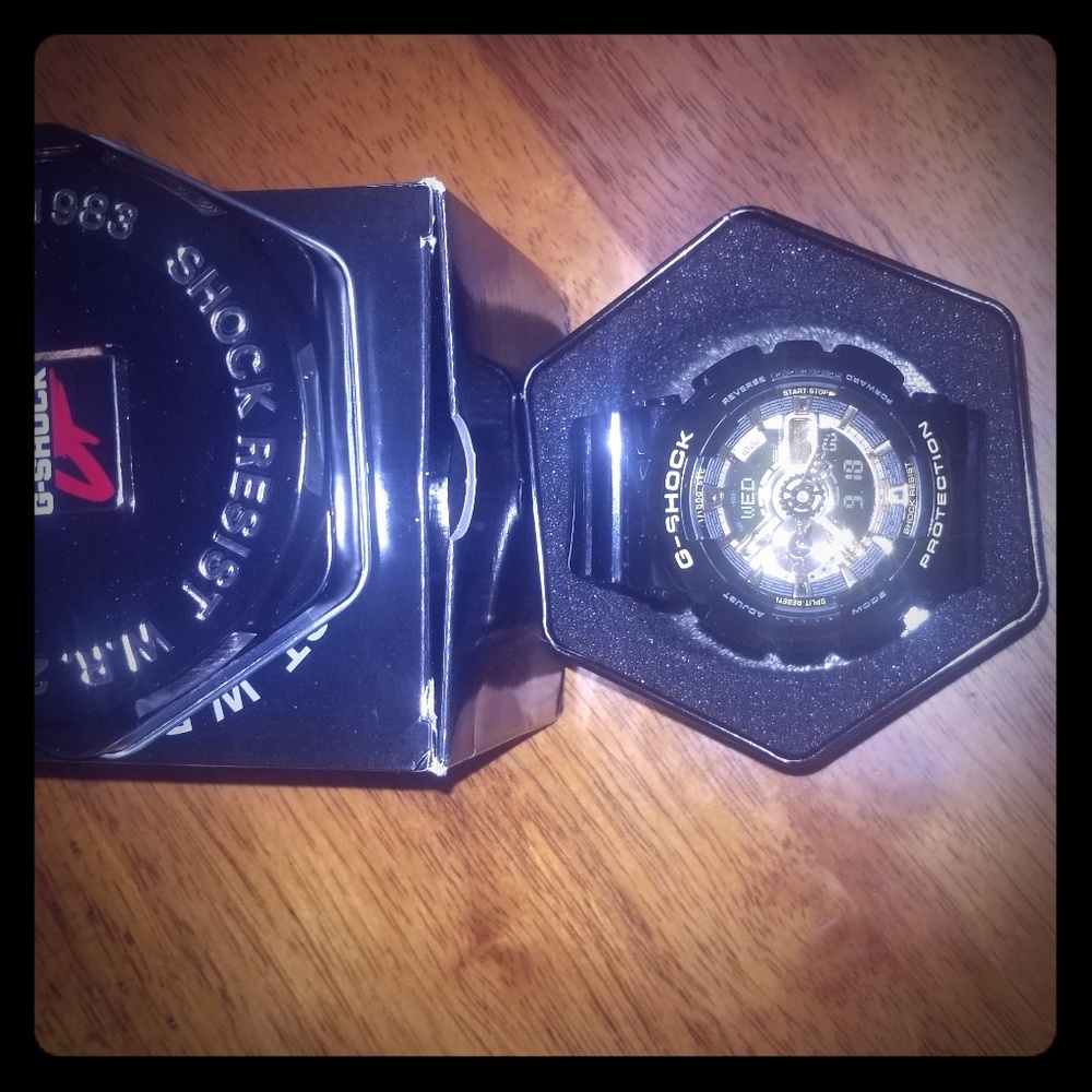 Brand new Black & gold G shock mens watch